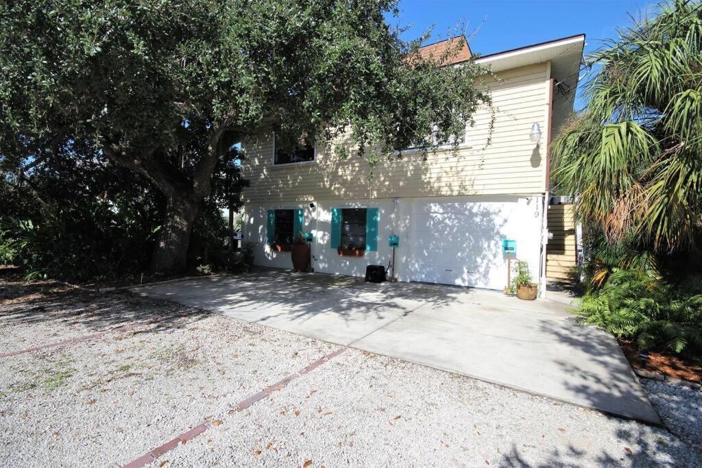 Stylish And Modern 2 Bedroom, 2 Bathroom. The Mermaid Suite. Fort Myers Beach Bagian luar foto